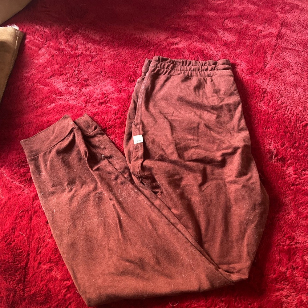 Vuori maroon jogger Pants- size S